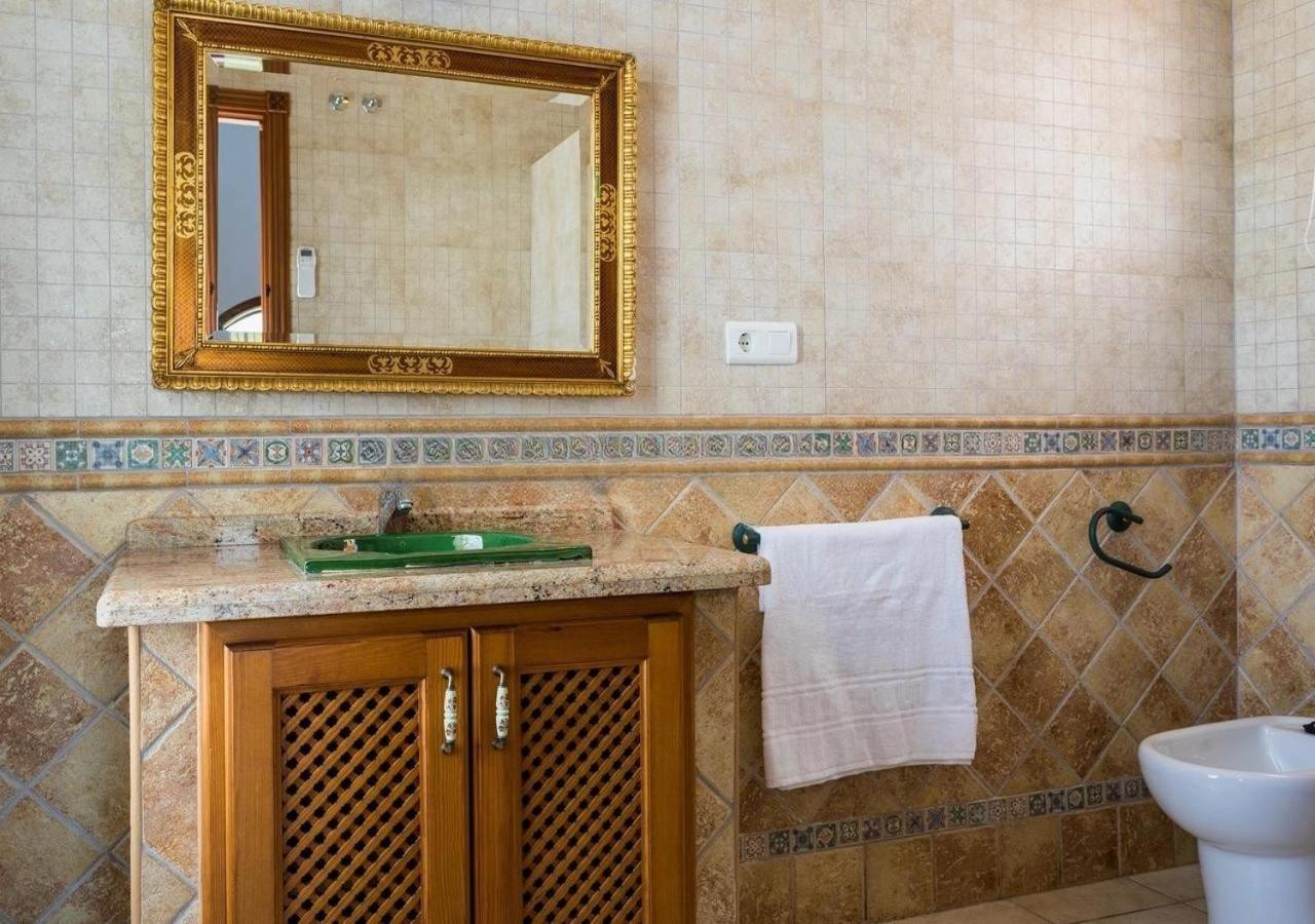 Spacious Villa With Exceptional Views In Malaga Casarabonela Exterior photo