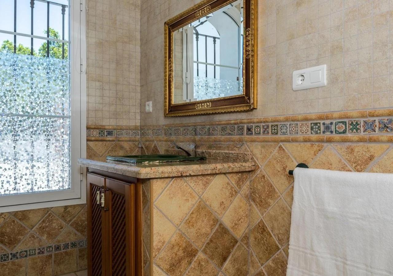 Spacious Villa With Exceptional Views In Malaga Casarabonela Exterior photo